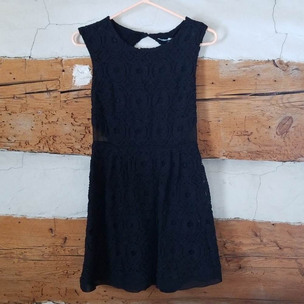 Black lace dress
